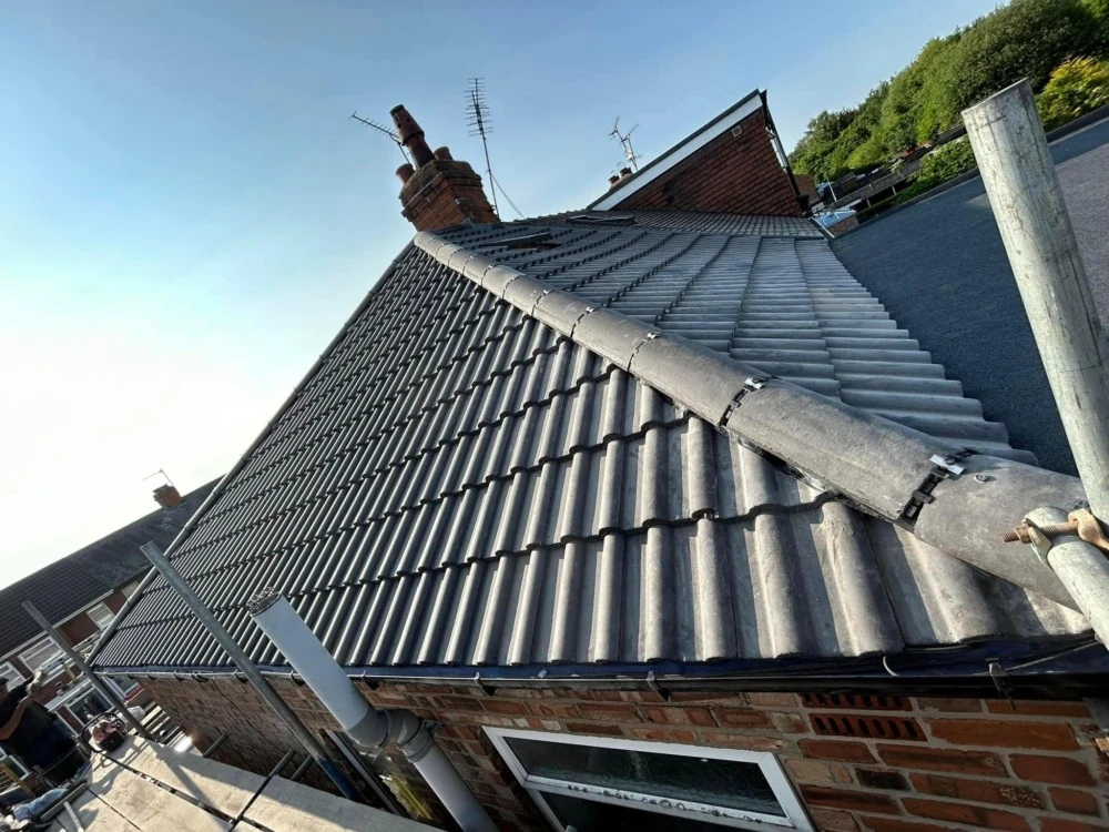 Garage roof replacement project in Hull