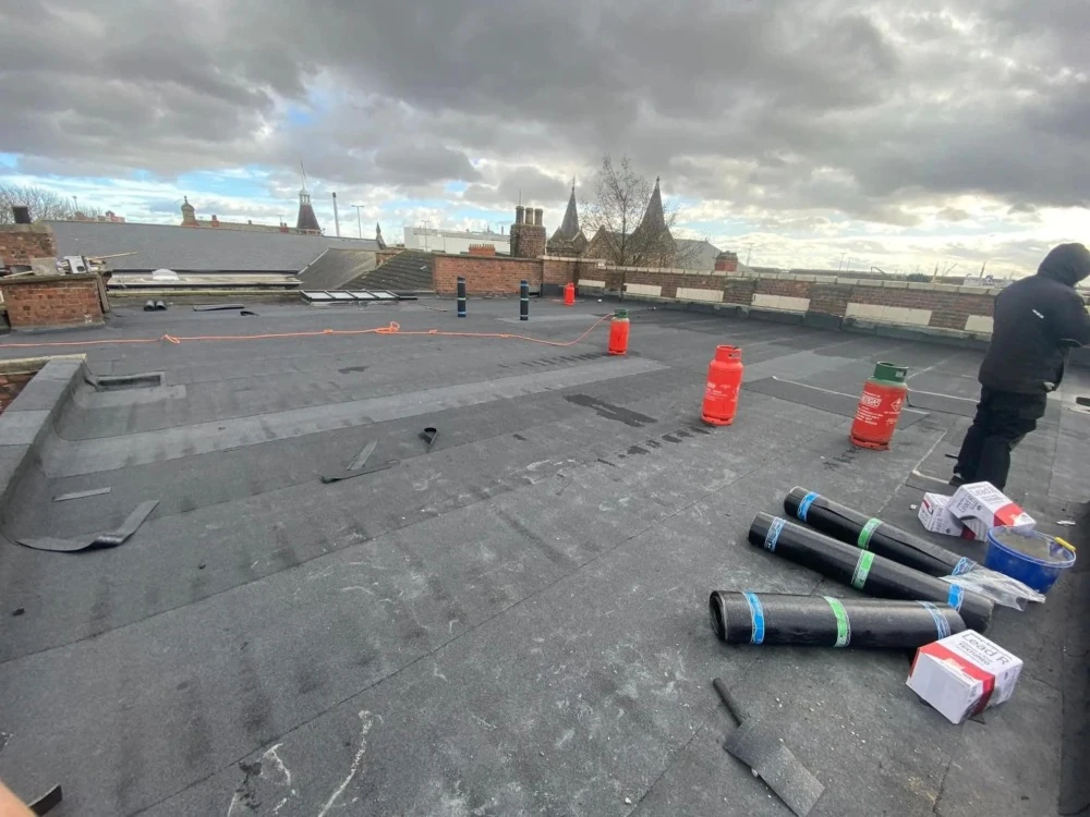 Flat roof felt installation project in Hull